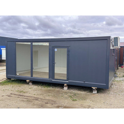 CONTENEDOR ELEVADO 7×3 M GRANDES VITRINAS / AIRE ACONDICIONADO / BAÑO ( Ref: 5905 )